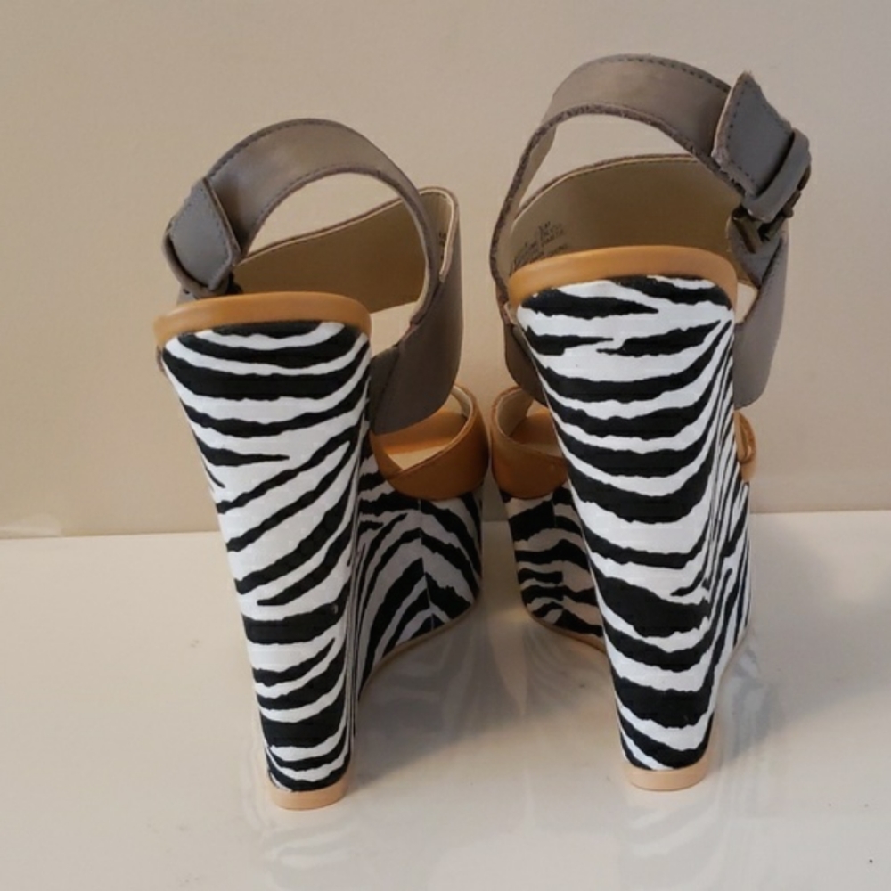 Nine West Platform Wedge Sandals Unstopable 8.5 NWOT - Picture 8 of 13